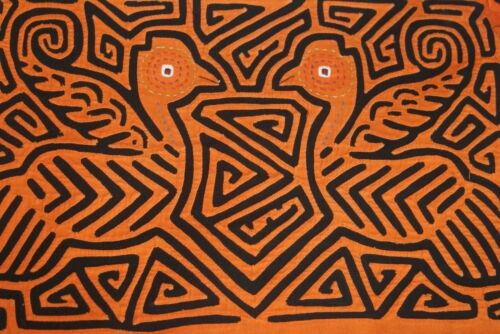 Kuna Indian Abstract Art Mola Applique Panel from San Blas Islands, Panama with Traditional optical illusion: Detailed hand stitched Bird Labyrinth Maze 15.5
